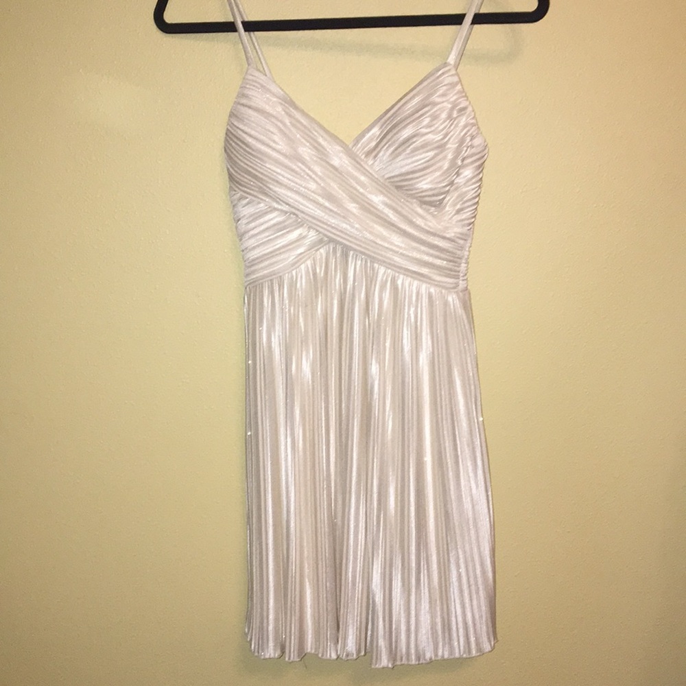 White dress with gold sparkles B. DARLIN size 3/4